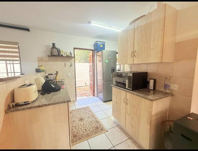 3 BEDROOM TOWNHOUSE FOR SALE IN EQUESTRIA